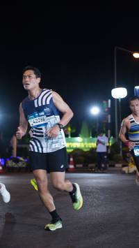 BIB: 42266
                            <button type="button" onclick="openModal(23040115)" class="btn btn-primary btn-sm float-right btn-popup" data-toggle="modal" data-target=".modal-high-quality">
                        <i class="fas fa-shopping-cart"></i> Add to Cart
                    </button>
                                            <button type="button" onclick="isThisMe(23040115, true)" class="btn btn-success btn-sm float-right btn-popup btn-isme hidden" data-toggle="tooltip" data-placement="bottom" title="นี่คือรูปของคุณใช่ไหม คลิกที่นี่เพื่อเอาเข้าอัลบั้ม">
                        <i class="fas fa-plus"></i> Add to album
                    </button>
                    <button type="button" onclick="isThisMe(23040115, false)" class="btn btn-warning btn-sm float-right btn-popup btn-isnotme hidden">
                        <i class="fas fa-ban"></i> Remove from album
                    </button>